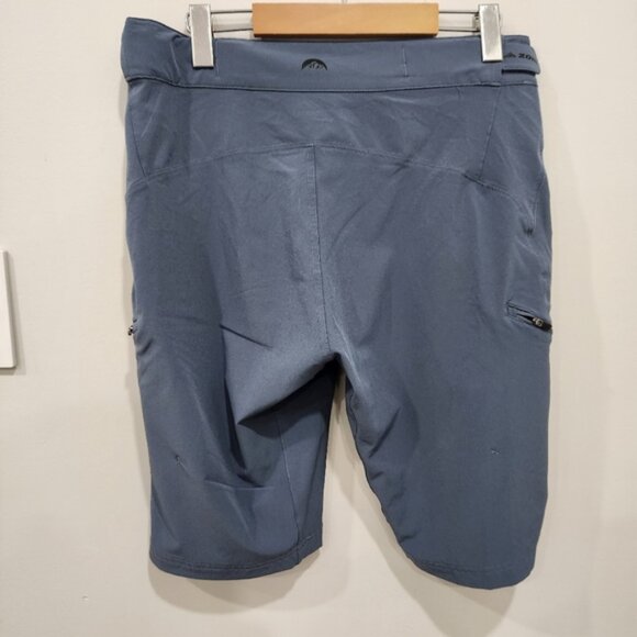 Zoic Navaeh 7 Shorts Womens Medium Blue Zip Pockets Stretch Adjustable Waist - Picture 2 of 12